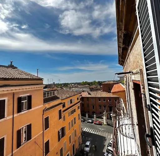 Апартаменты Colosseum Olmata *